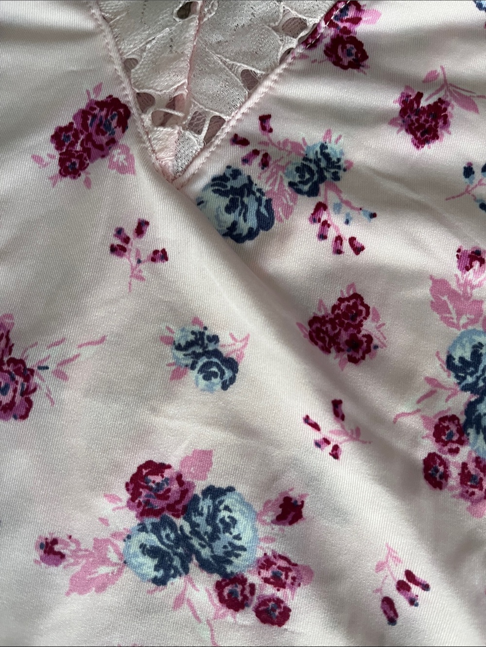 Jessica Simpson Pajama Set - Picture 3 of 11